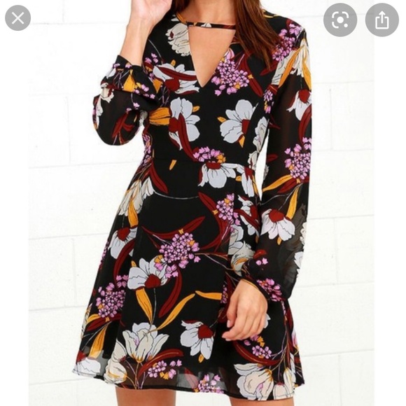 MinkPink “Lost in Paradise” Floral Dress - Picture 2 of 5